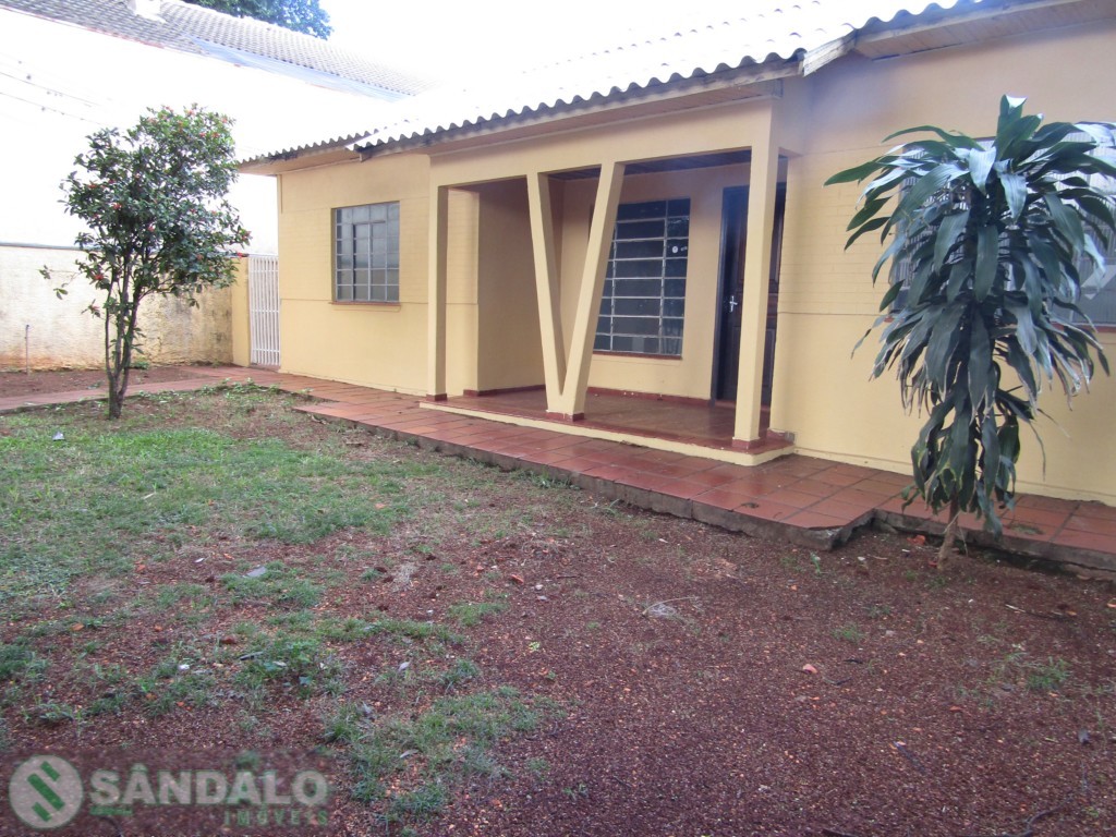 Casa para locacao no Zona 02 em Maringa com 601m² por R$ 1.650,00