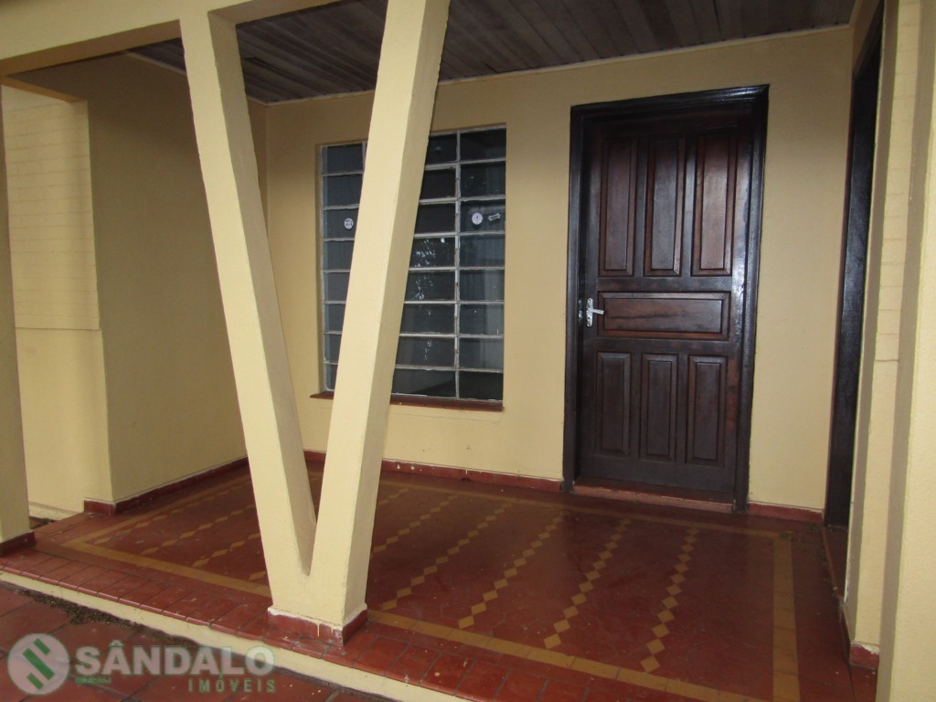 Casa para locacao no Zona 02 em Maringa com 601m² por R$ 1.650,00