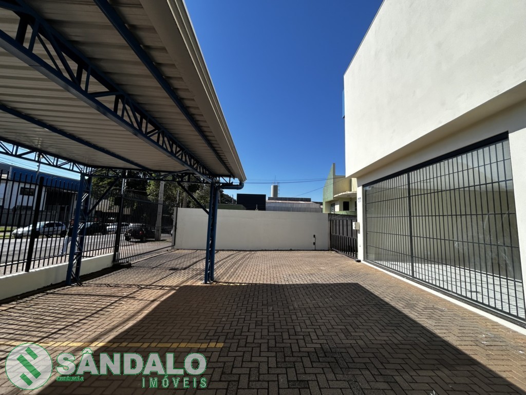 Barracão para locacao no Jardim Itaipu em Maringa com 2.450m² por R$ 30.800,00