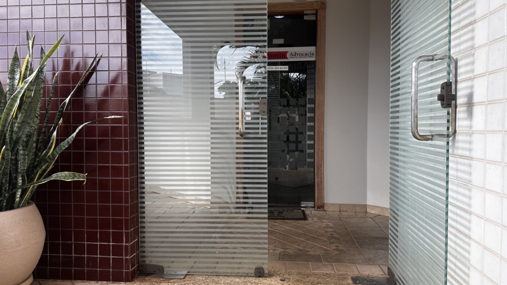 Sala Comercial para locacao no Zona 05 em Maringa com 0m² por R$ 3.289,00