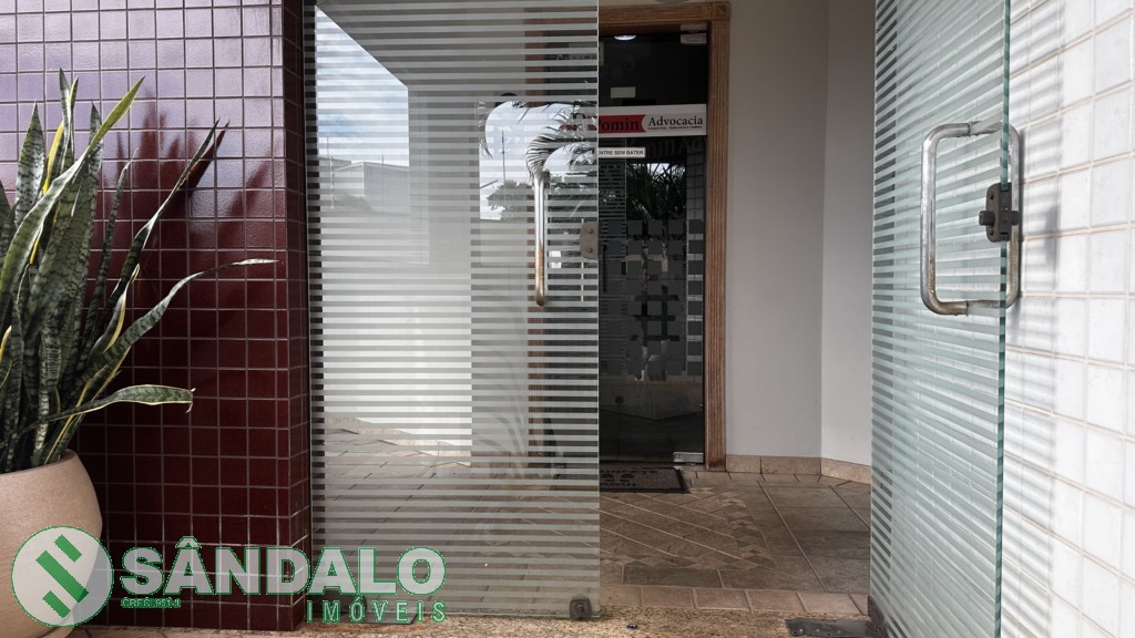 Sala Comercial para locacao no Zona 05 em Maringa com 0m² por R$ 3.520,00