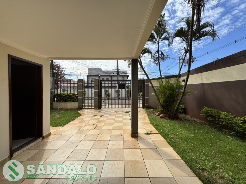 Sobrado para locacao no Vila Marumby em Maringa com 216m² por R$ 3.190,00