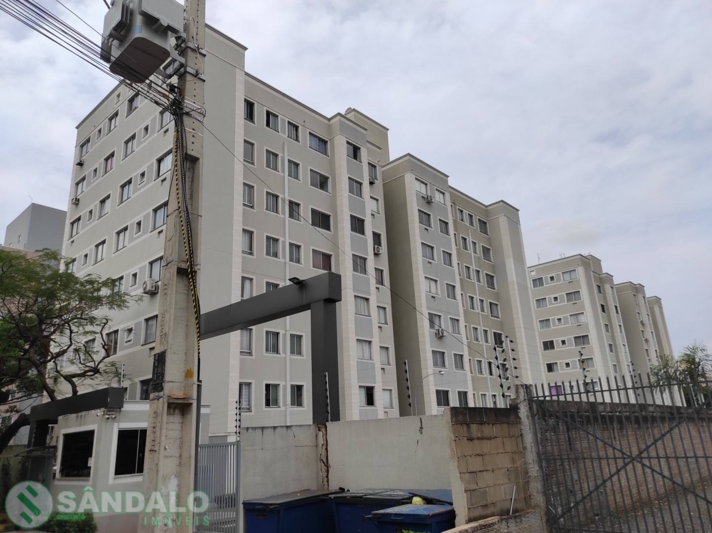 Apartamento para venda no Jardim Alvorada em Maringa com 55,84m² por R$ 190.000,00