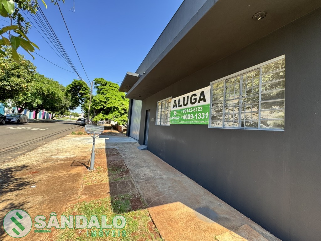 Barracão para locacao no Jardim Santa Helena em Maringa com 347,94m² por R$ 5.280,00