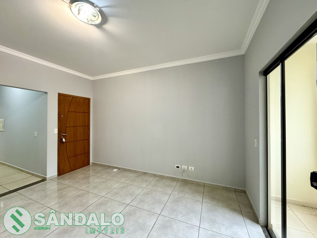 Apartamento para locacao no Zona 05 em Maringa com 0m² por R$ 2.530,00