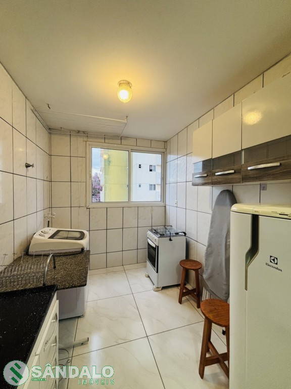 Apartamento para locacao no Zona 07 em Maringa com 83,5m² por R$ 1.540,00