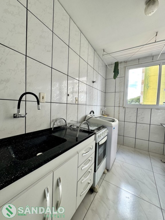 Apartamento para locacao no Zona 07 em Maringa com 83,5m² por R$ 1.540,00