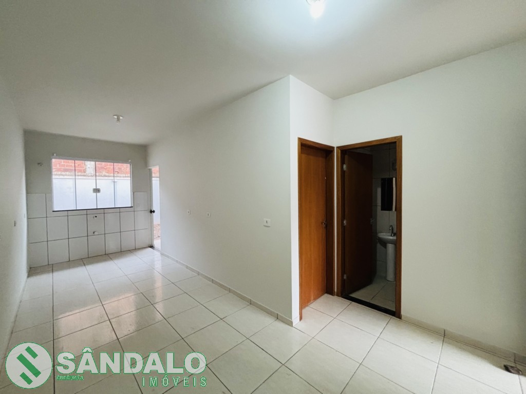 Casa para locacao no Jardim Alphaville em Sarandi com 0m² por R$ 935,00
