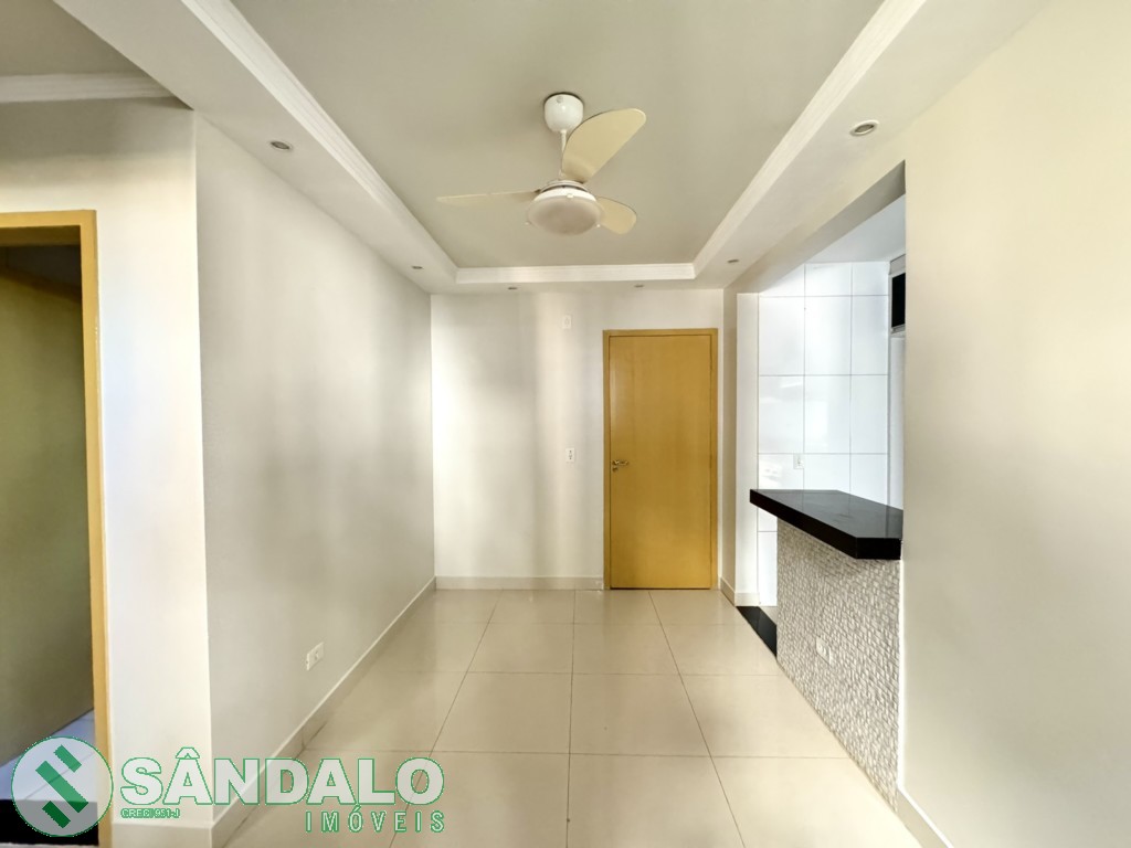 Apartamento para locacao no Zona 06 em Maringa com 53,91m² por R$ 1.320,00