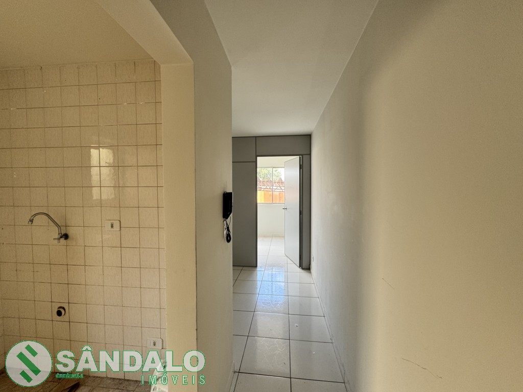 Apartamento para locacao no Jardim Ipanema em Maringa com 52,76m² por R$ 1.100,00