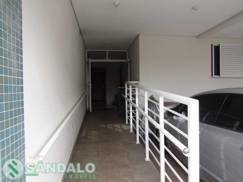 Apartamento para locacao no Zona 06 em Maringa com 0m² por R$ 1.650,00