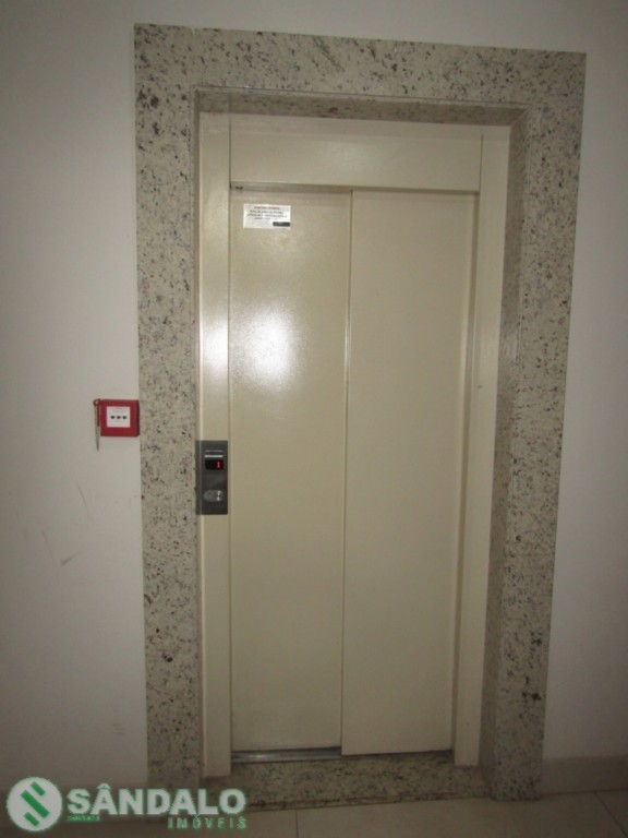 Apartamento para locacao no Zona 06 em Maringa com 0m² por R$ 1.650,00