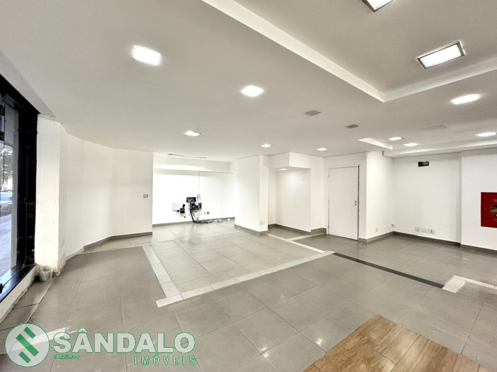 Sala Comercial para locacao no Zona 01 em Maringa com 77,51m² por R$ 12.100,00