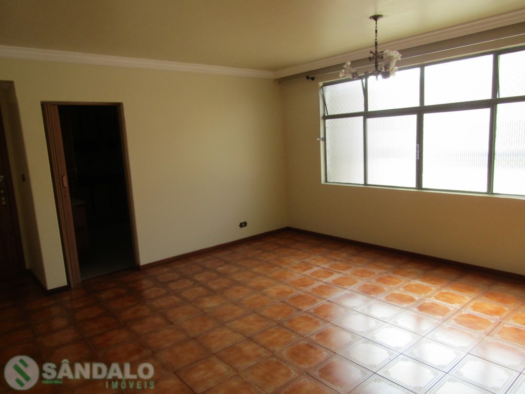Apartamento para locacao no Zona 02 em Maringa com 0m² por R$ 1.870,00