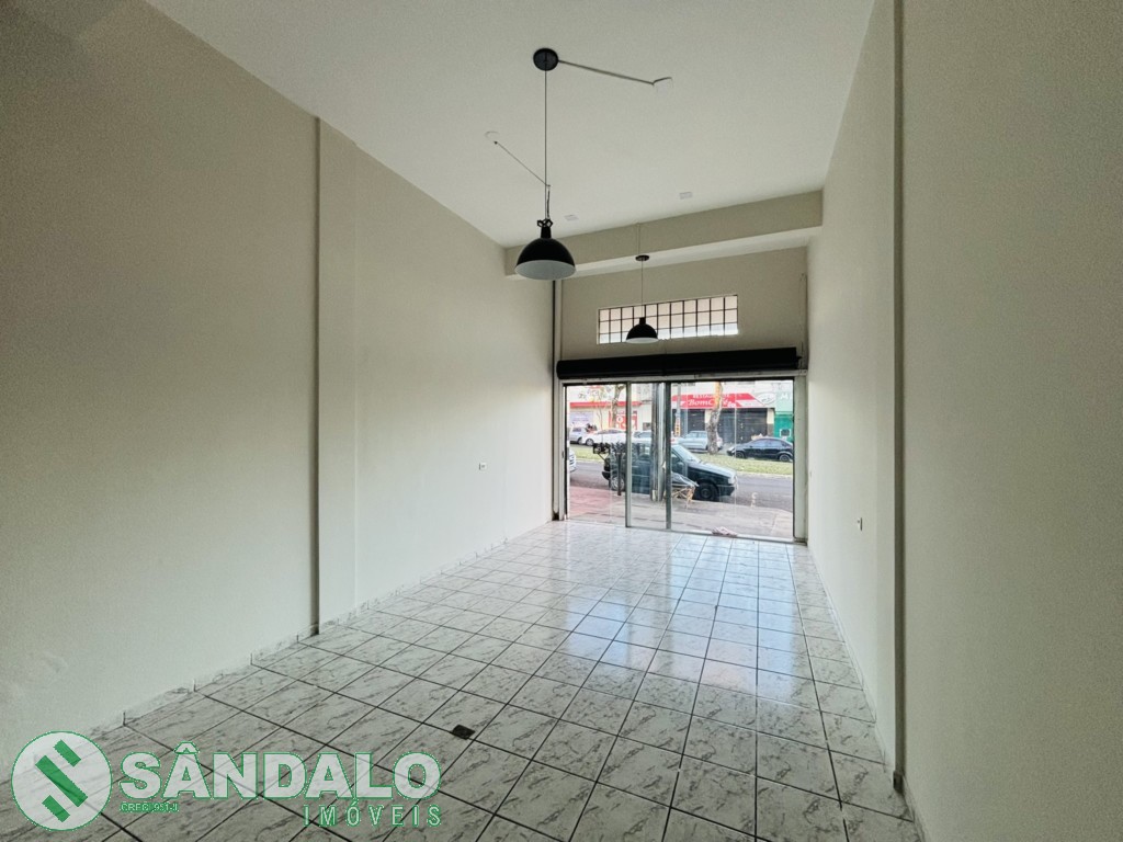 Salão Comercial para locacao no Jardim Santa Cruz em Maringa com 29,46m² por R$ 1.210,00