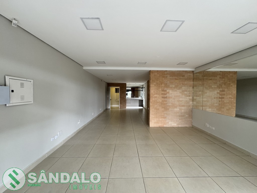Sala Comercial para locacao no Zona 04 em Maringa com 0m² por R$ 4.950,00