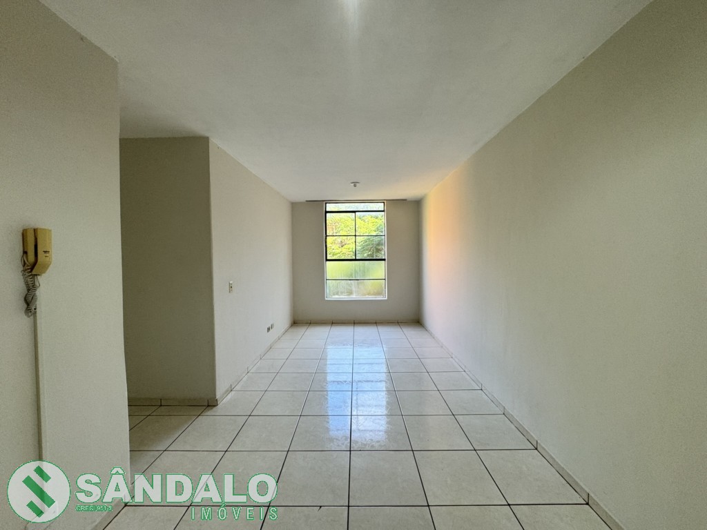 Apartamento para locacao no Zona 7 em Maringa com 0m² por R$ 1.210,00