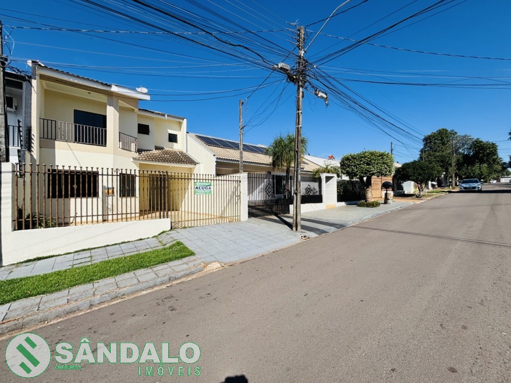 Sobrado para locacao no Jardim Santa Helena em Maringa com 150,15m² por R$ 2.530,00