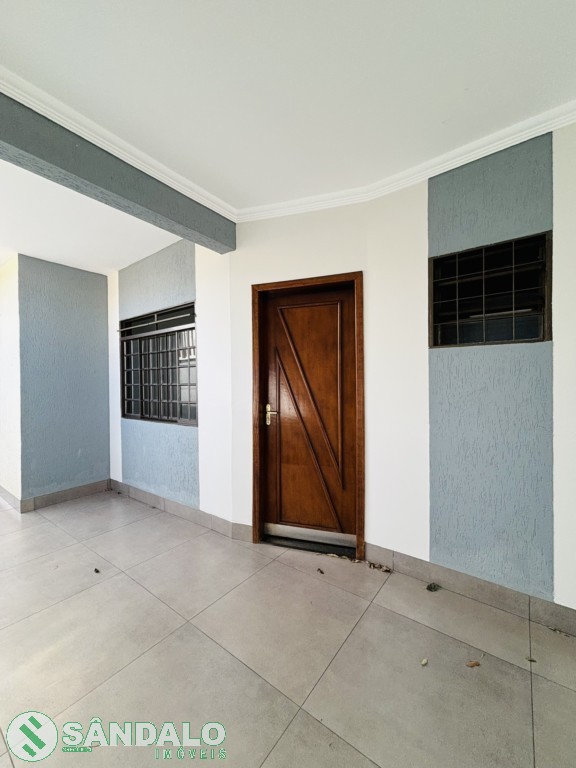 Casa para locacao no Jardim Paris em Maringa com 150m² por R$ 2.475,00