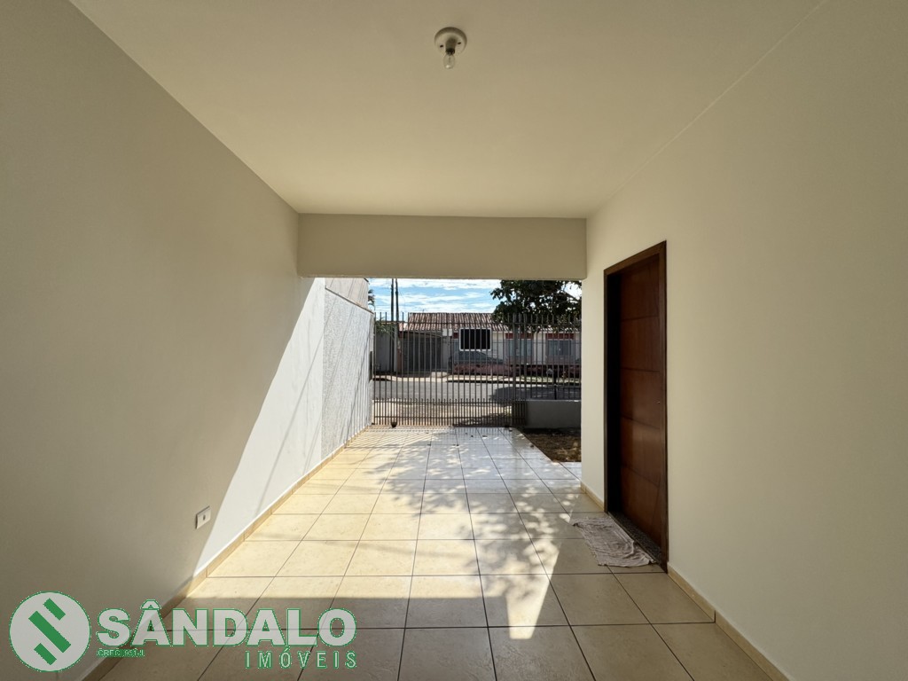 Casa para locacao no Parque Avenida em Maringa com 180m² por R$ 2.200,00