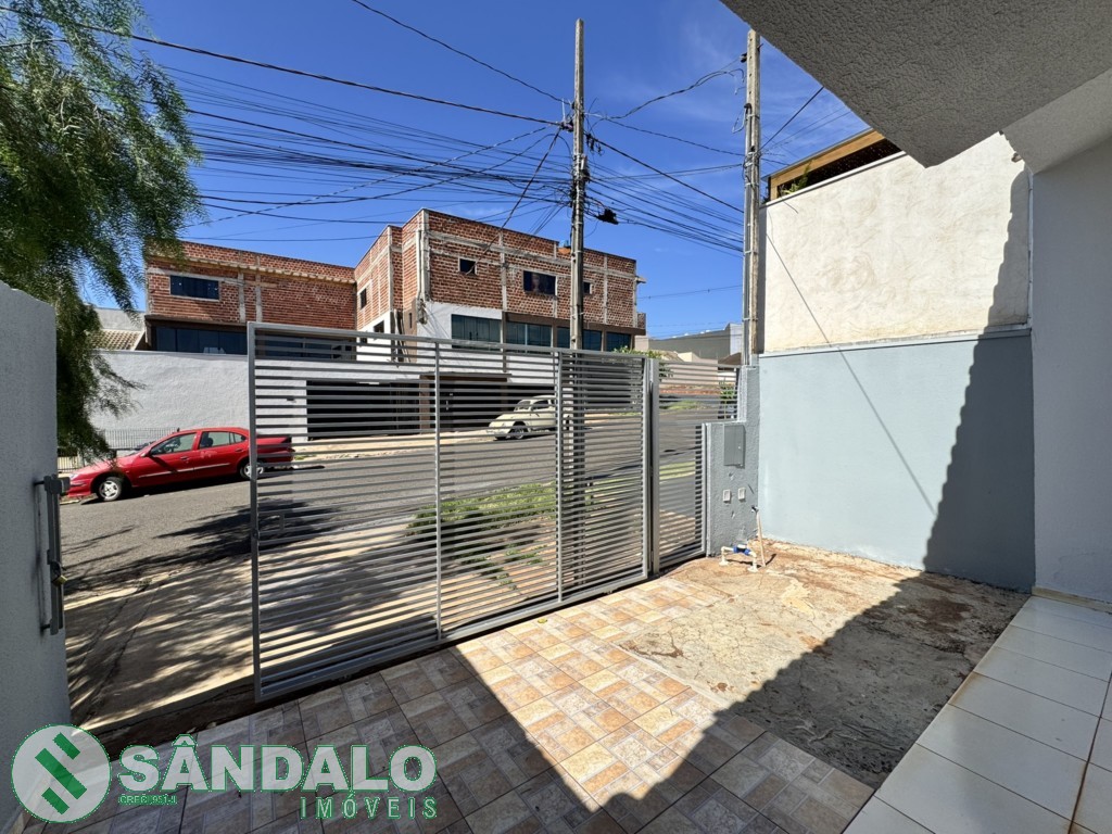 Casa para locacao no Jardim Monte Rei em Maringa com 150,65m² por R$ 1.760,00