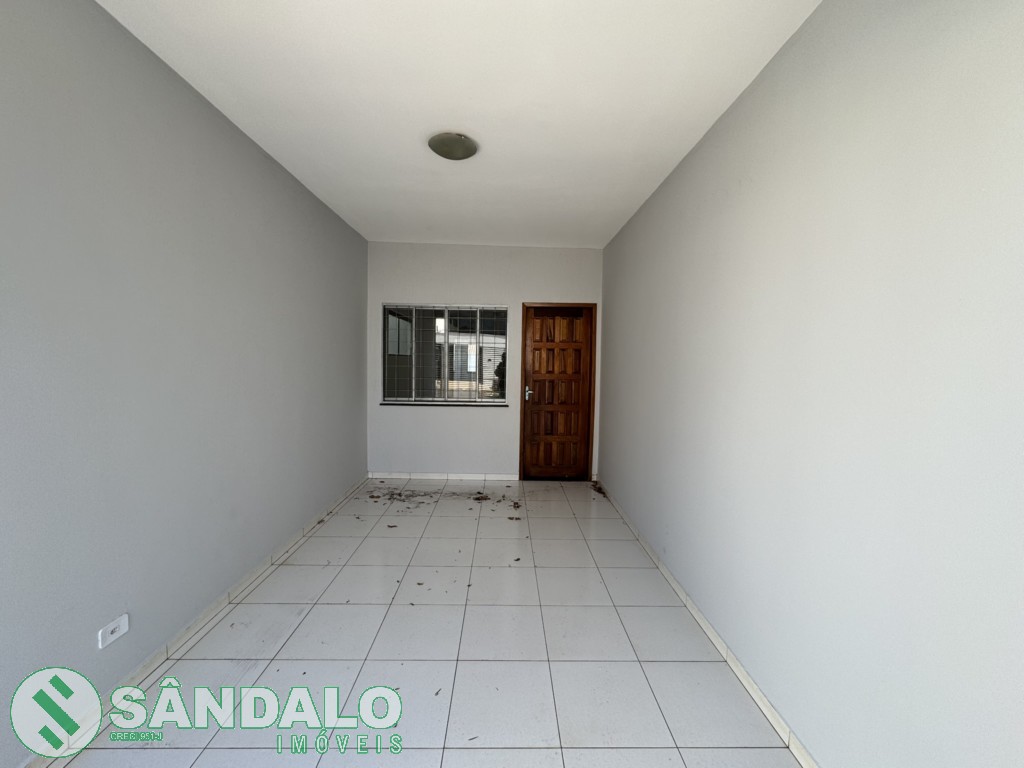 Casa para locacao no Jardim Monte Rei em Maringa com 150,65m² por R$ 1.760,00