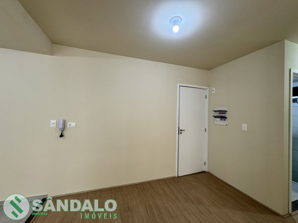 Apartamento para locacao no Jardim Alvorada em Maringa com 87,59m² por R$ 1.320,00