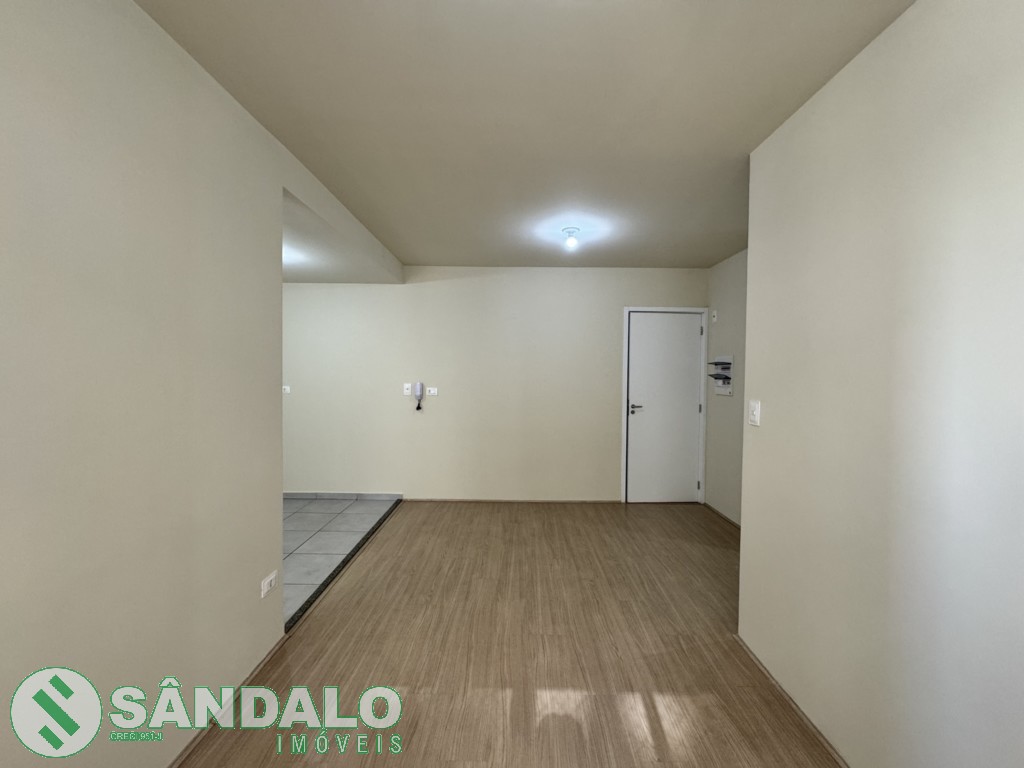 Apartamento para locacao no Jardim Alvorada em Maringa com 87,59m² por R$ 1.320,00
