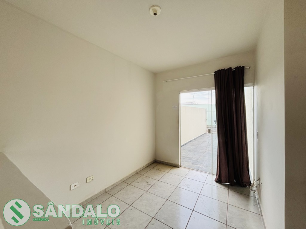 Casa para locacao no Jardim Italia em Marialva com 103m² por R$ 990,00