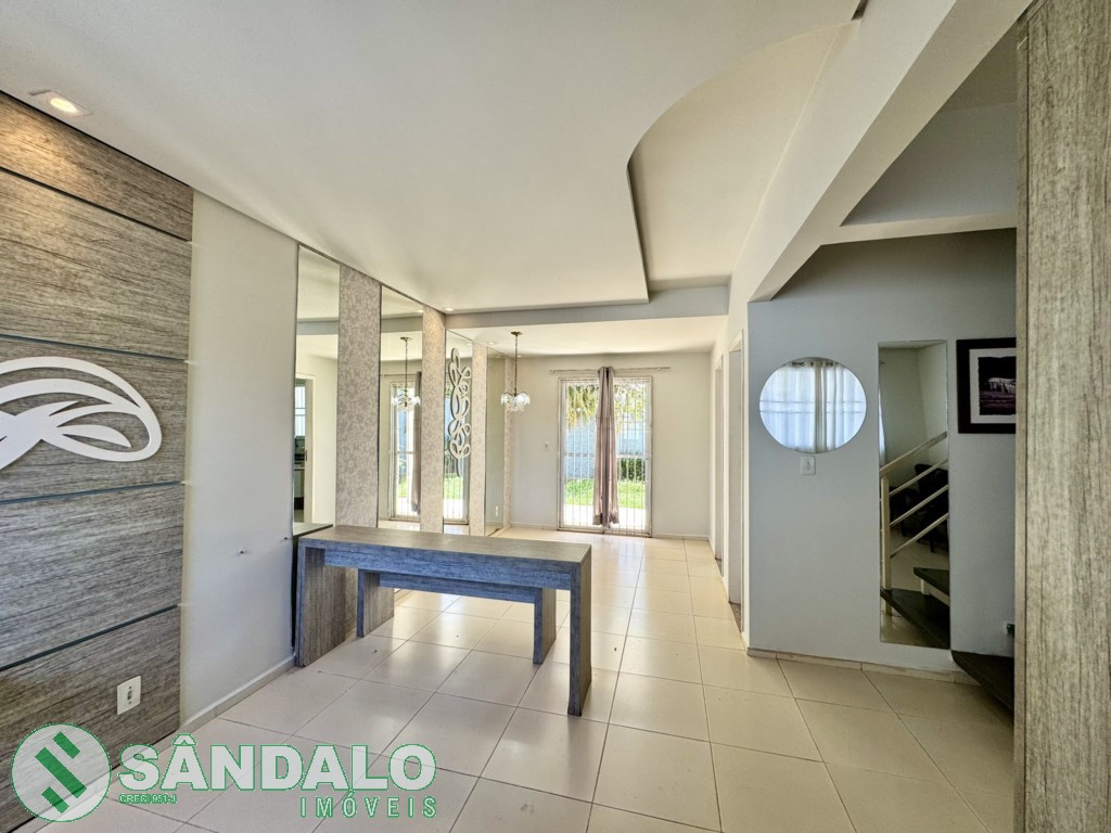 Sobrado para locacao no Jardim Guapore em Maringa com 180m² por R$ 4.070,00