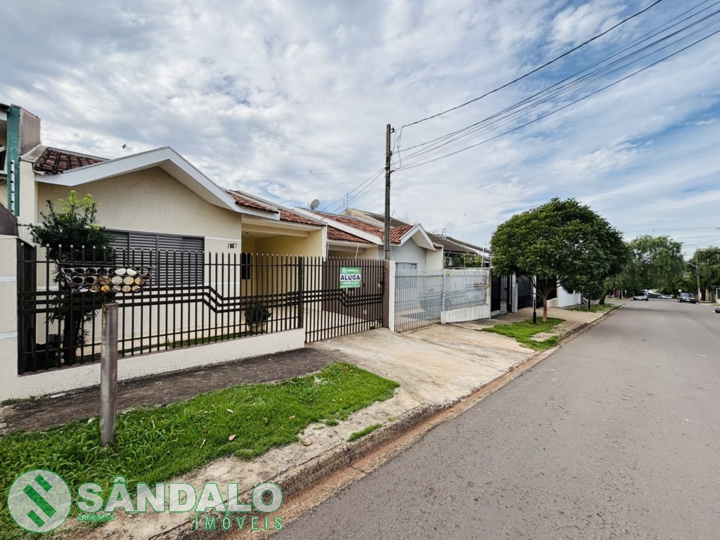 Casa para locacao no Jardim Santa Helena em Maringa com 150m² por R$ 2.090,00