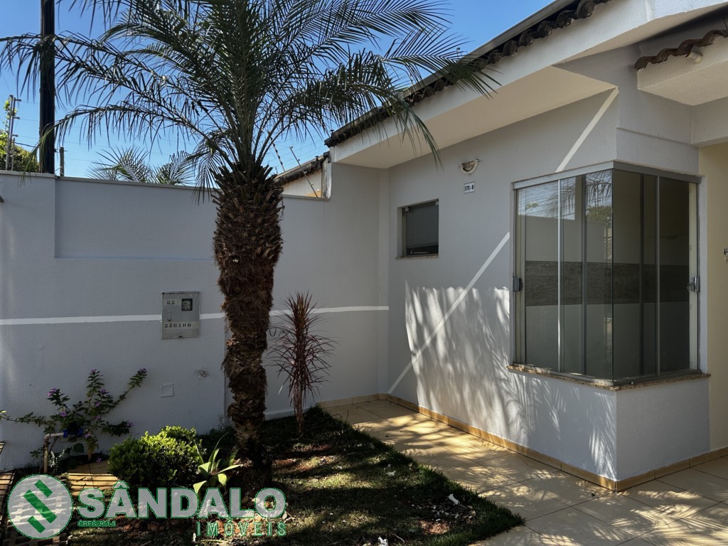 Casa para locacao no Jardim Italia em Maringa com 0m² por R$ 2.420,00