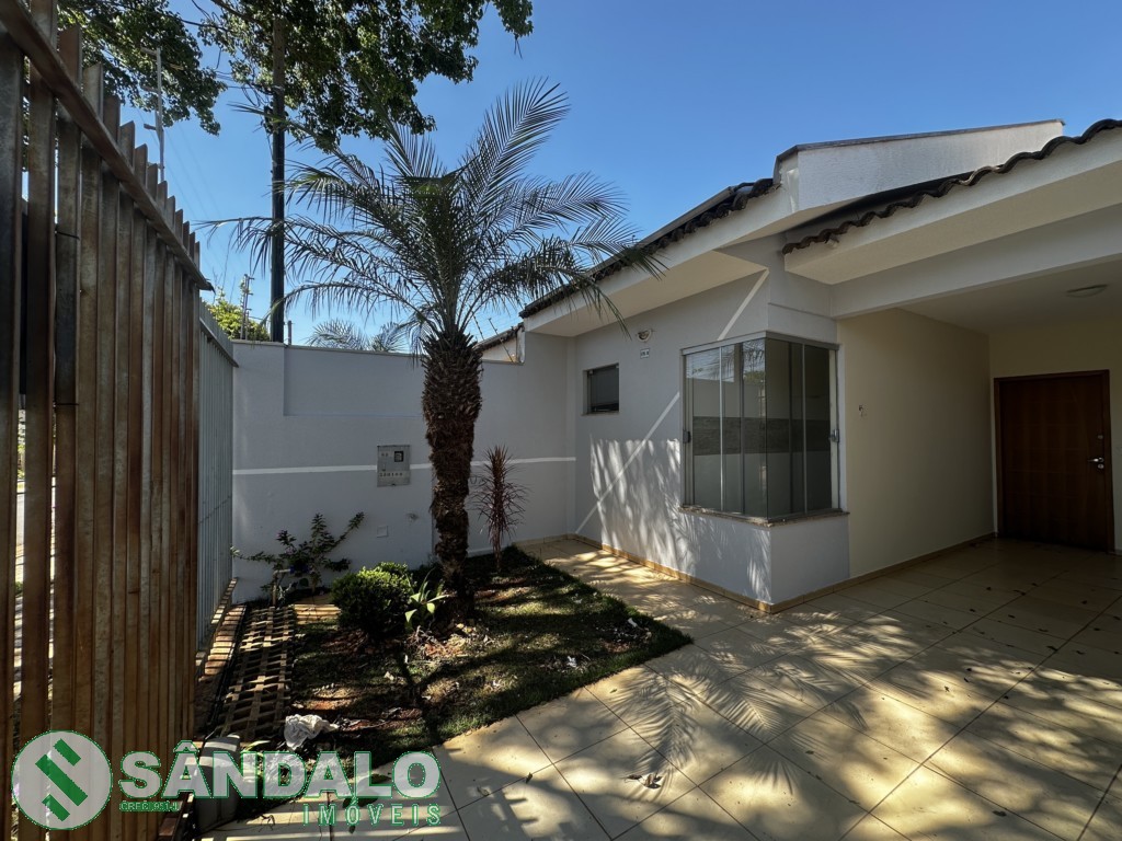 Casa para locacao no Jardim Italia em Maringa com 0m² por R$ 2.420,00