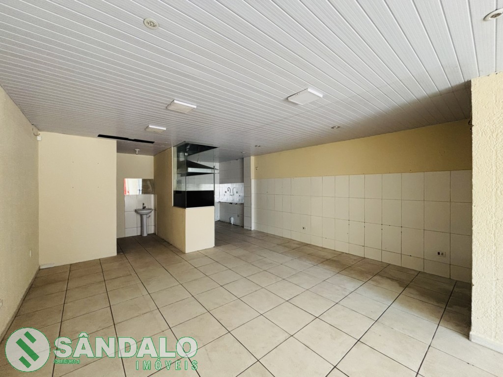 Sala Comercial para locacao no Zona 07 em Maringa com 0m² por R$ 3.300,00