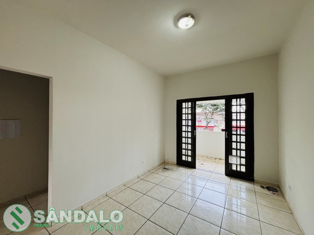 Sobreloja para locacao no Conjunto Residencial Ney Braga em Maringa com 75m² por R$ 1.100,00
