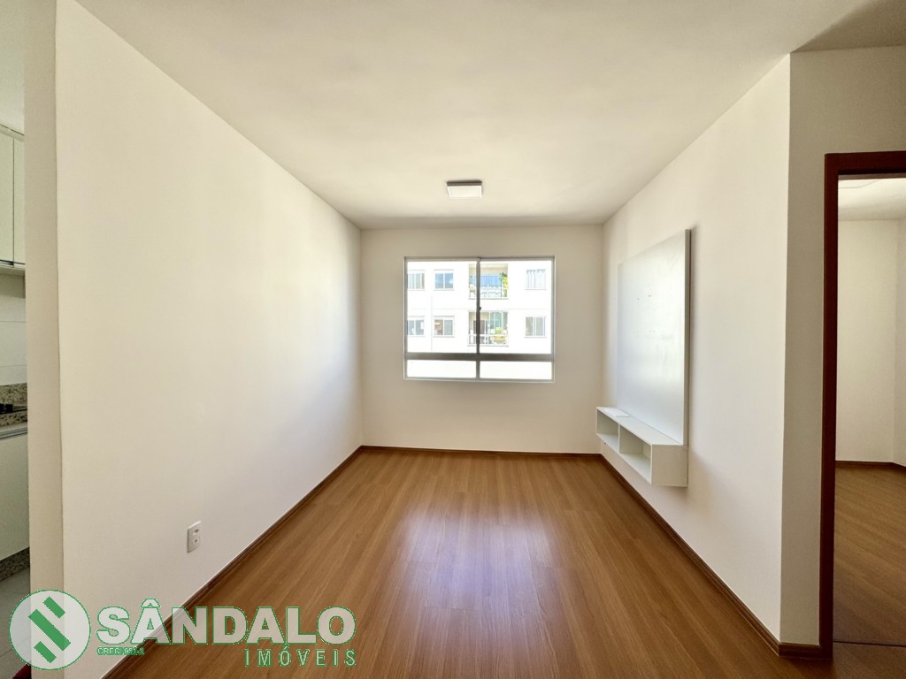 Apartamento para locacao no Jardim America em Maringa com 78,27m² por R$ 1.540,00
