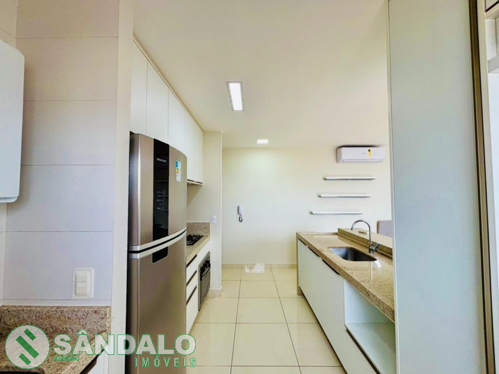 Apartamento para locacao no Zona 01 em Maringa com 180,39m² por R$ 4.345,00