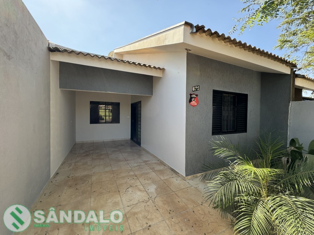 Casa para venda no Conjunto Habitacional Sol Nascente em Maringa com 150m² por R$ 310.000,00