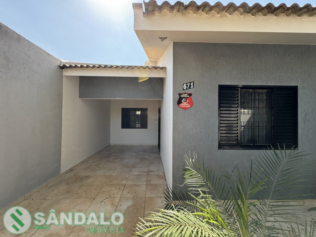 Casa para venda no Conjunto Habitacional Sol Nascente em Maringa com 150m² por R$ 310.000,00