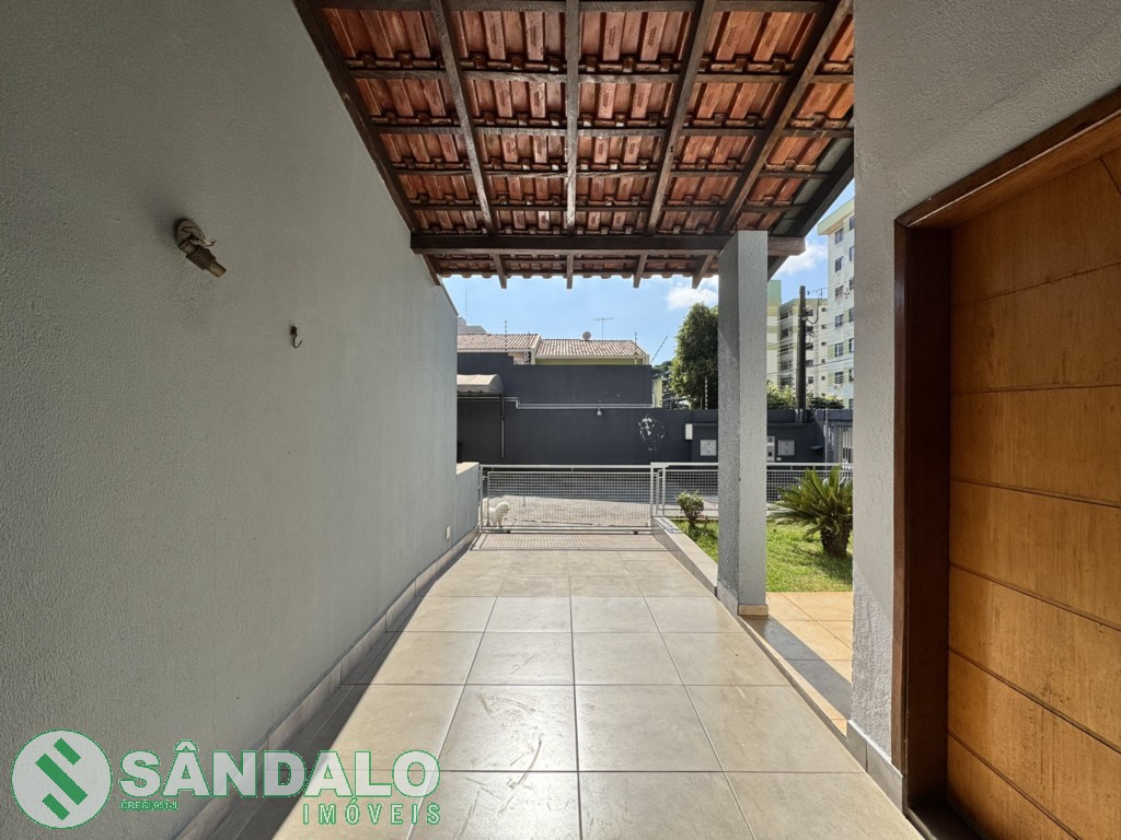 Sobrado para locacao no Vila Marumby em Maringa com 155,42m² por R$ 1.760,00