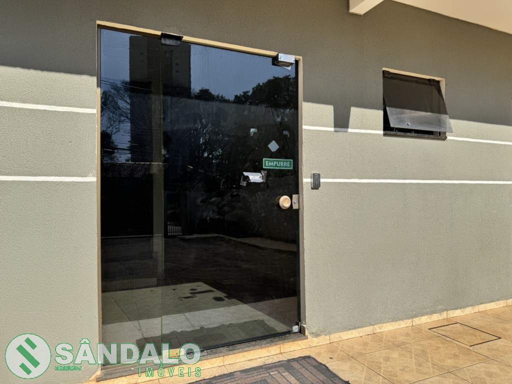 Apartamento para locacao no Jardim Aclimacao em Maringa com 420m² por R$ 1.430,00