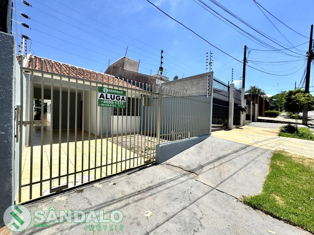 Casa para locacao no Jardim Paris III em Maringa com 150m² por R$ 1.980,00