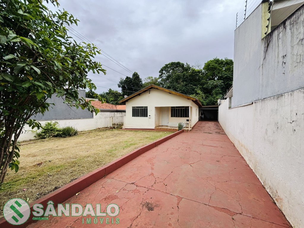 Casa para locacao no Vila Cleopatra em Maringa com 134m² por R$ 1.870,00