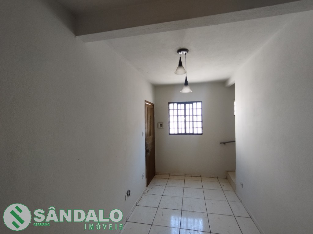 Sobrado para locacao no Jardim Ana Elisa em Sarandi com 0m² por R$ 770,00