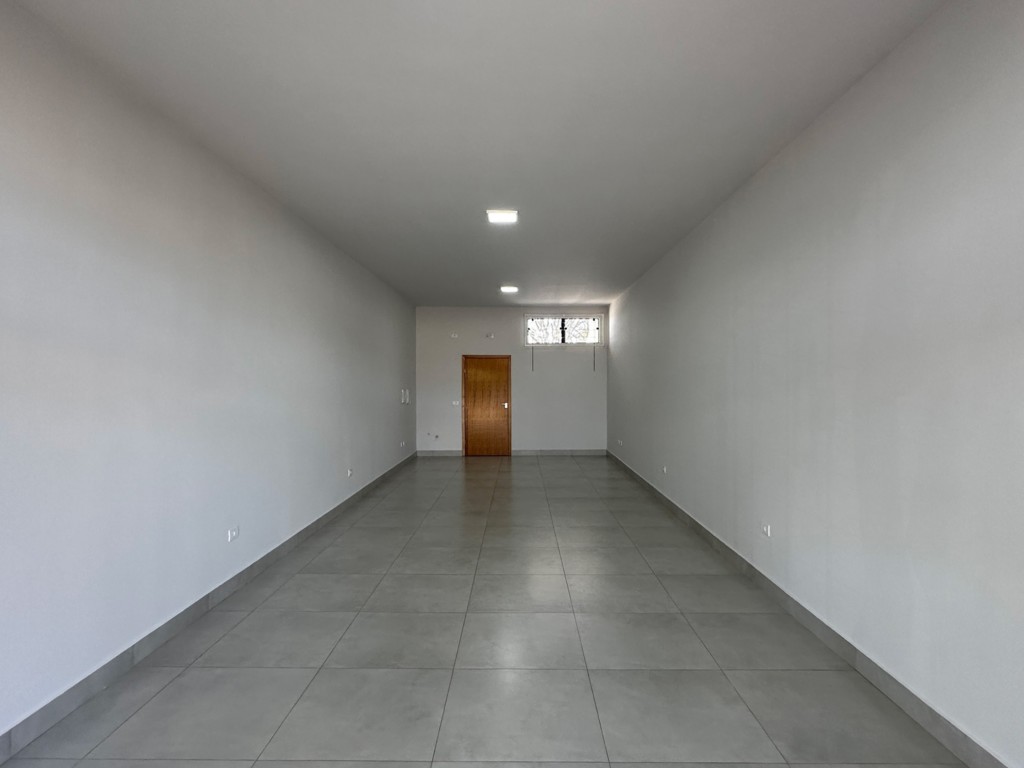 Sala Comercial para locacao no Distrito de Iguatemi (iguatemi) em Maringa com 48m² por R$ 1.430,00
