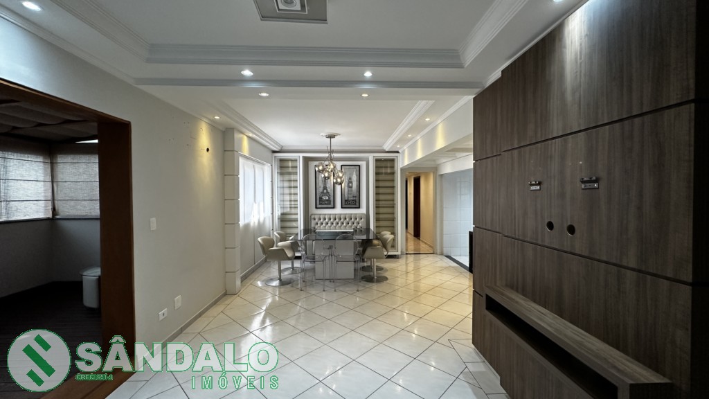 Apartamento para locacao no Zona 01 em Maringa com 0m² por R$ 3.960,00
