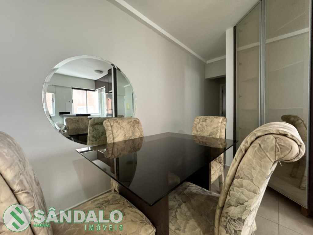 Apartamento para locacao no Zona 03 em Maringa com 0m² por R$ 2.530,00