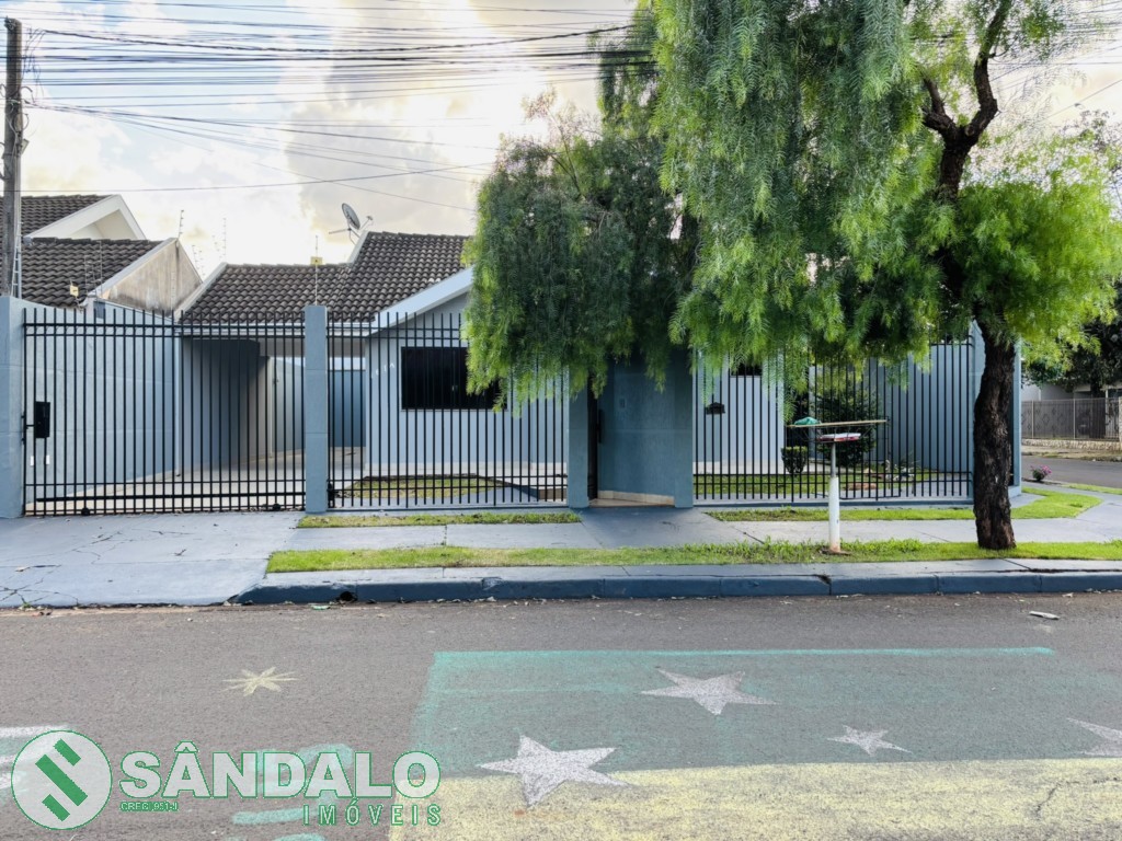 Casa para locacao no Parque Avenida em Maringa com 226,23m² por R$ 2.640,00