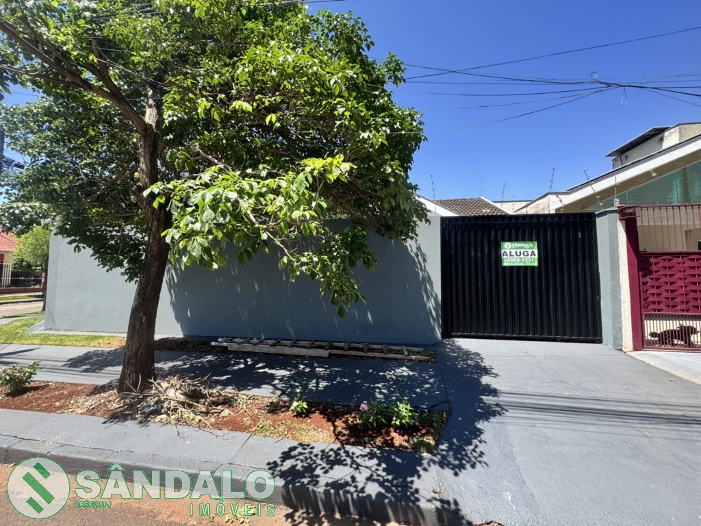 Casa para locacao no Parque Avenida em Maringa com 226,23m² por R$ 2.640,00