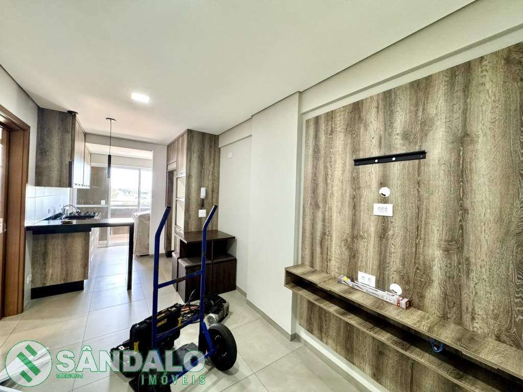 Apartamento para locacao no Jardim Cerro Azul em Maringa com 0m² por R$ 2.750,00